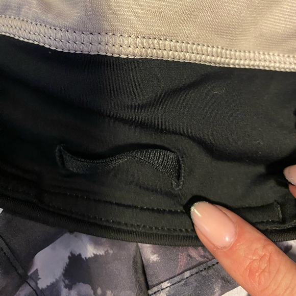 Lululemon Shorts - Picture 3 of 4